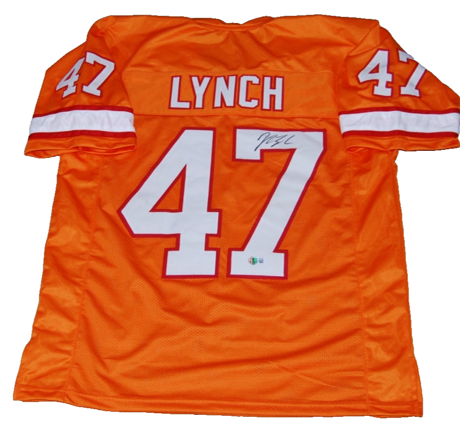 JOHN LYNCH signed (TAMPA BAY BUCCANEERS) football jersey BECKETT BAS BW61050