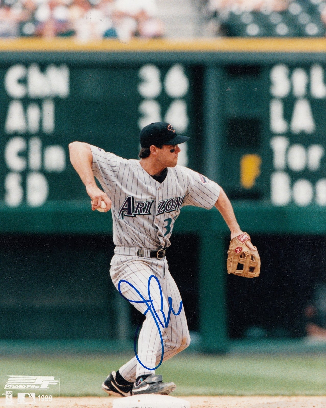 JAY BELL signed (ARIZONA DIAMONDBACKS) Baseball 8X10 photo W/COA #3