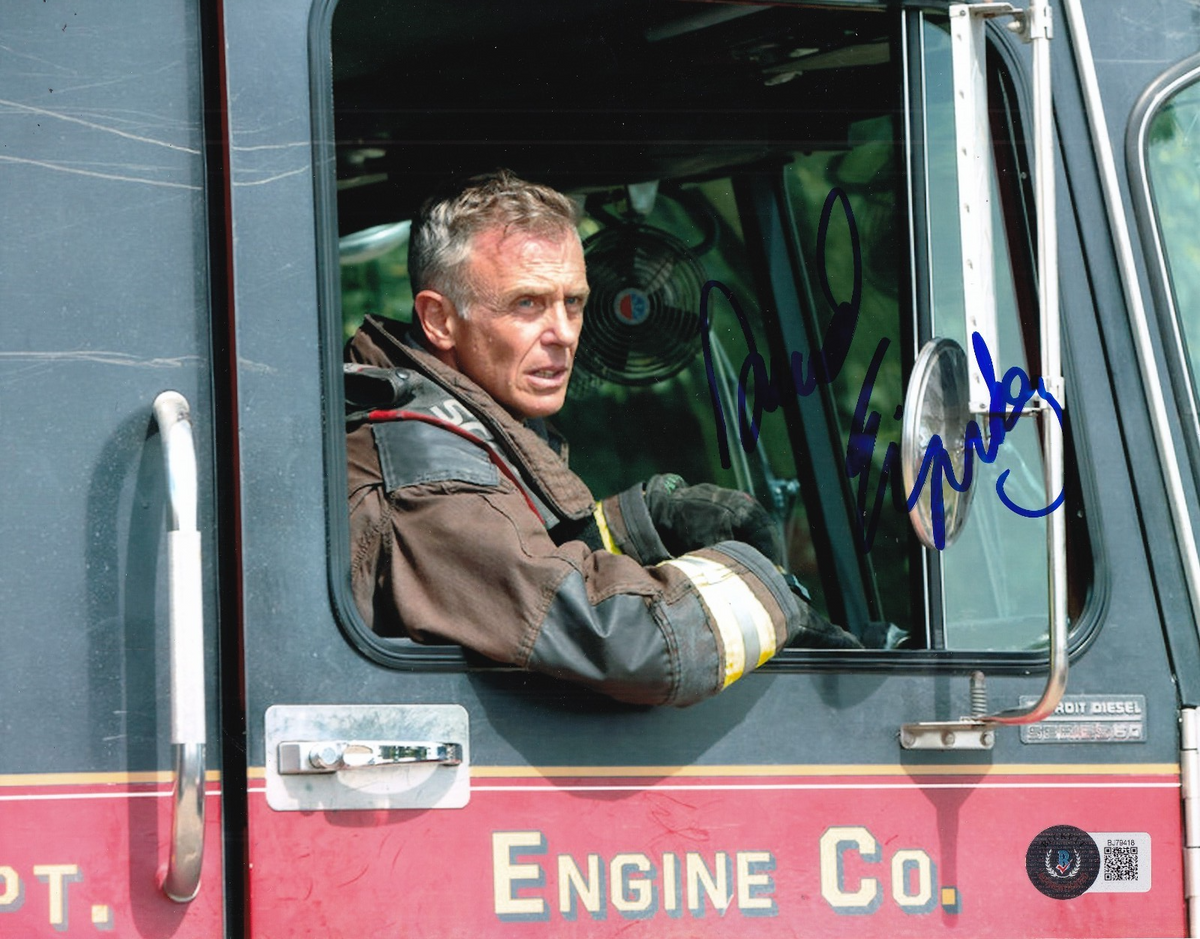 DAVID EIGENBERG signed (CHICAGO FIRE) Hermann 8X10 photo BECKETT BAS BJ79418