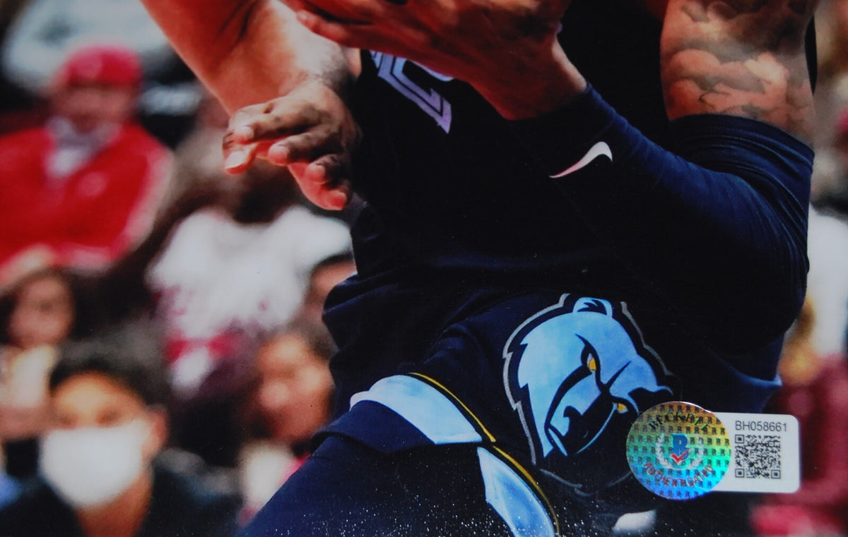 TONY BRADLEY signed (CHICAGO BULLS) autographed 11X14 photo BECKETT BAS BH058661