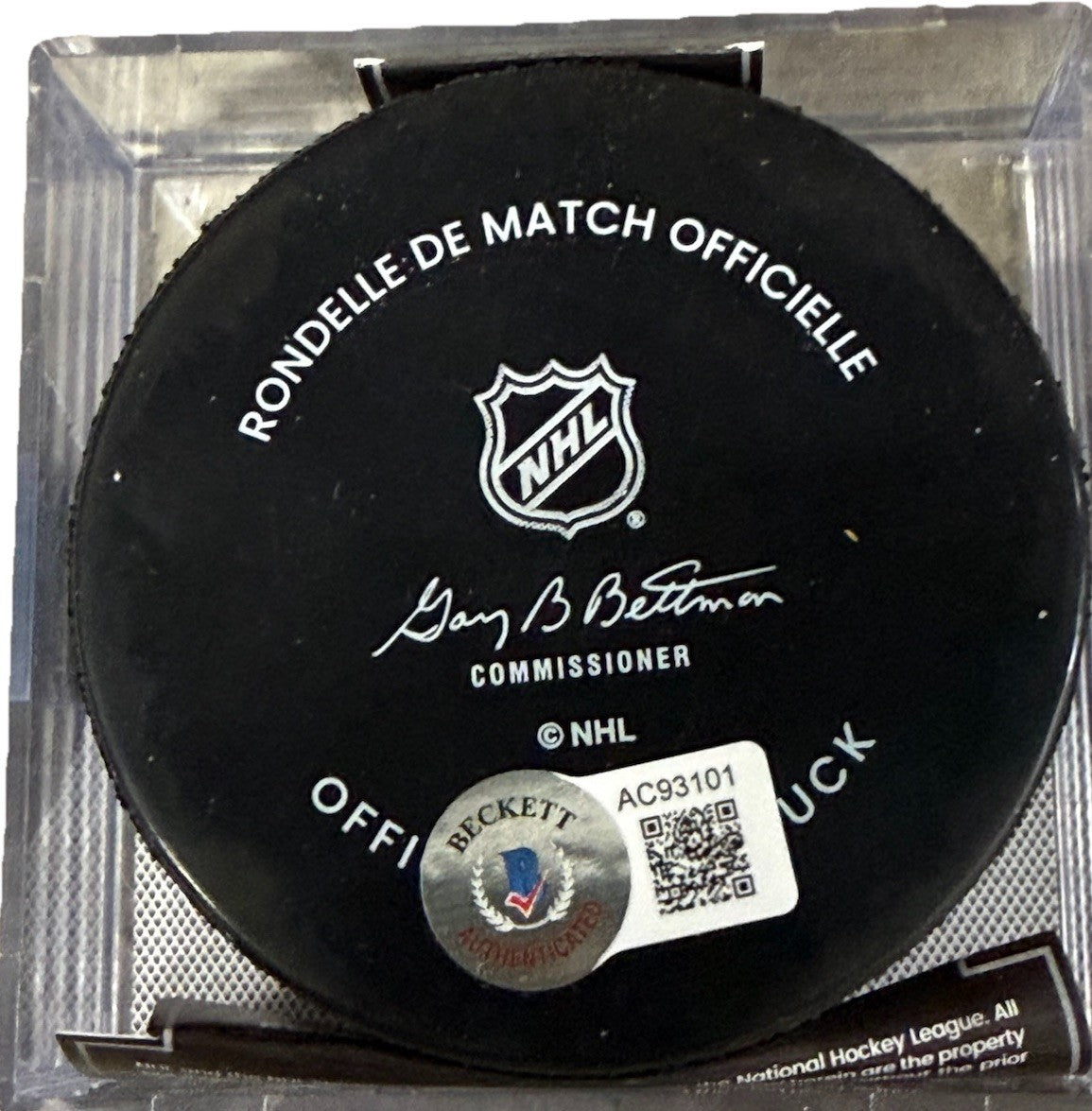 JESPER WALLSTEDT signed (MINNESOTA WILD) Game hockey puck BECKETT BAS AC93101