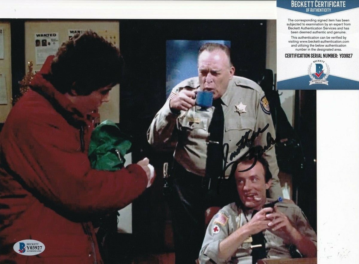 JONATHAN BANKS signed (GREMLINS) Deputy Brent Movie 8X10 photo BECKETT Y03927