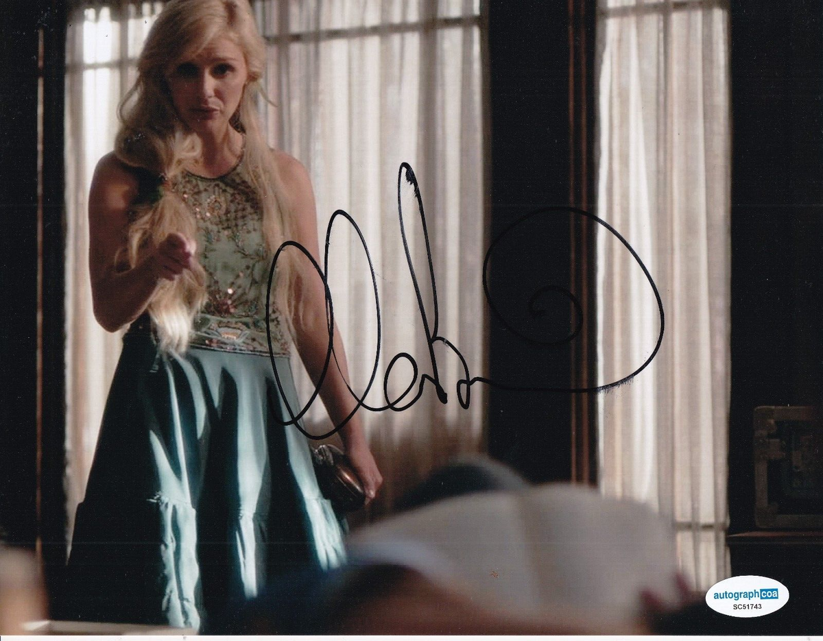 CLARE BOWEN signed (NASHVILLE) TV SHOW Scarlett O'Connor 8X10 photo ACOA SC51743
