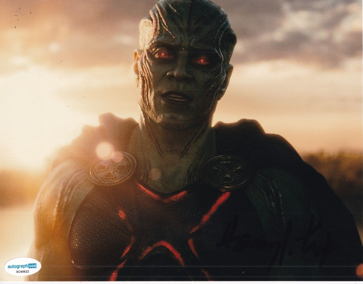 HARRY LENNIX signed (JUSTICE LEAGUE) Martian Manhunter 8X10 photo ACOA SC98622