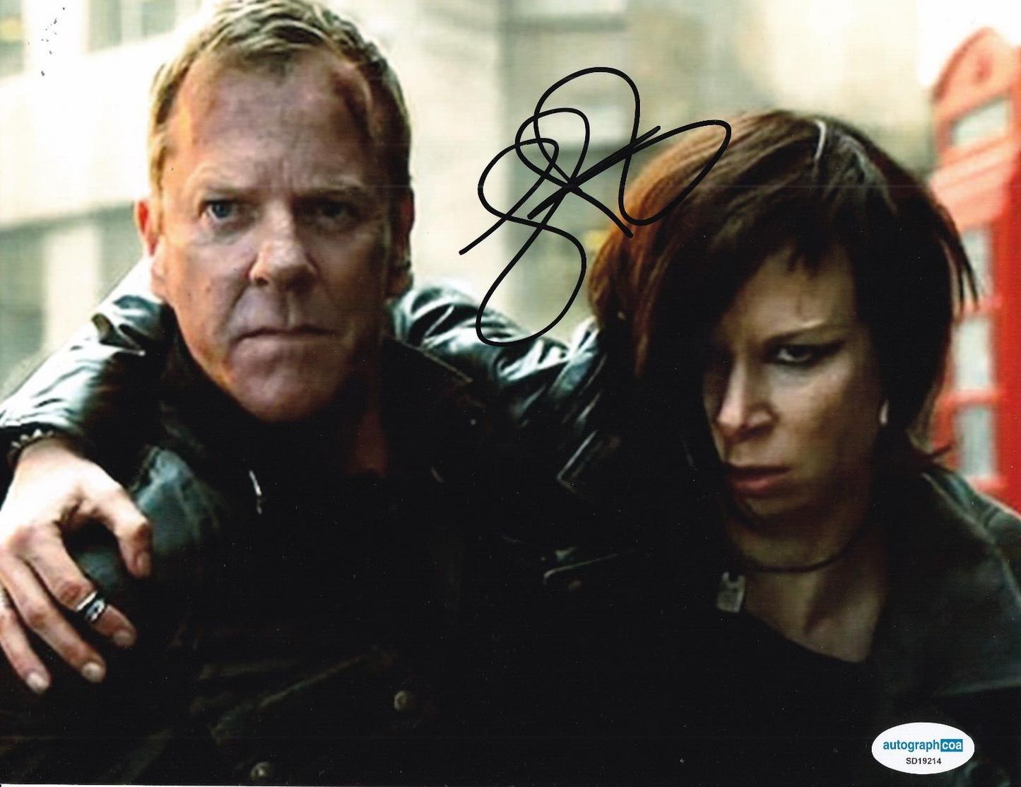 MARY LYNN RAJSKUB signed (24) Chloe O'Brian autographed 8X10 photo ACOA SD19214