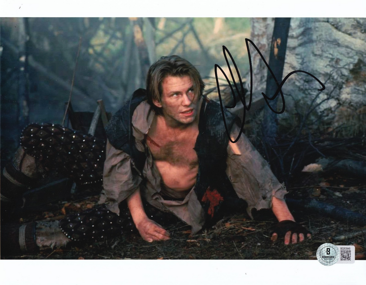 CHRISTIAN SLATER signed (ROBIN HOOD) Will Scarlett 8X10 photo BECKETT BQ83948