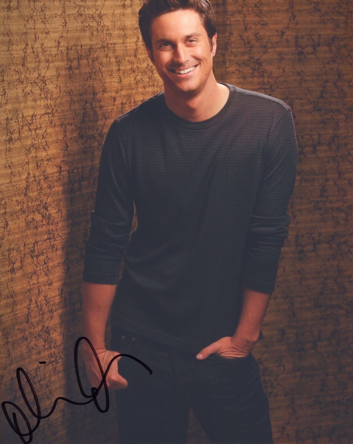 Oliver Hudson Rules of Engagement Signed 8x10 Photo w/COA