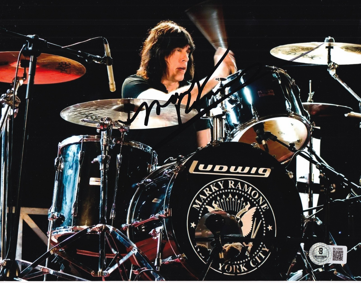 MARKY RAMONE signed (THE RAMONES) Music Drummer 8X10 photo BECKETT BAS BU18990