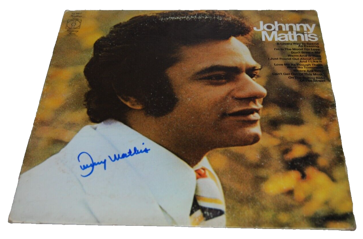 JOHNNY MATHIS signed A LOVELY WAY Vinyl Album Record BECKETT BAS BM02721