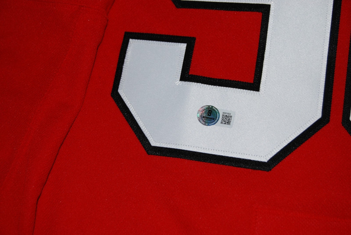 CONNOR BEDARD signed (CHICAGO BLACKHAWKS) Premium hockey jersey BECKETT AE61922
