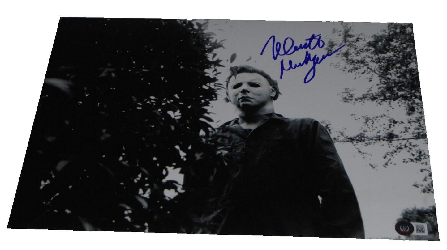 NICK CASTLE signed (HALLOWEEN) Movie 11X14 Michael Myers BECKETT BAS 1W002707