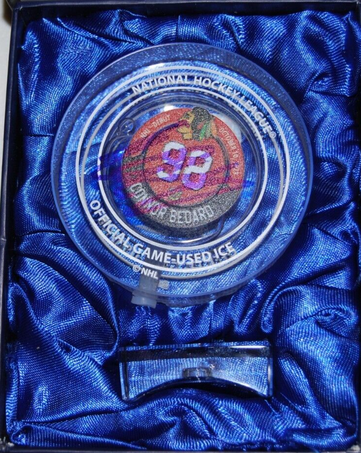CONNOR BEDARD signed (CHICAGO BLACKHAWKS) Debut Crystal puck BECKETT BAS AE14711