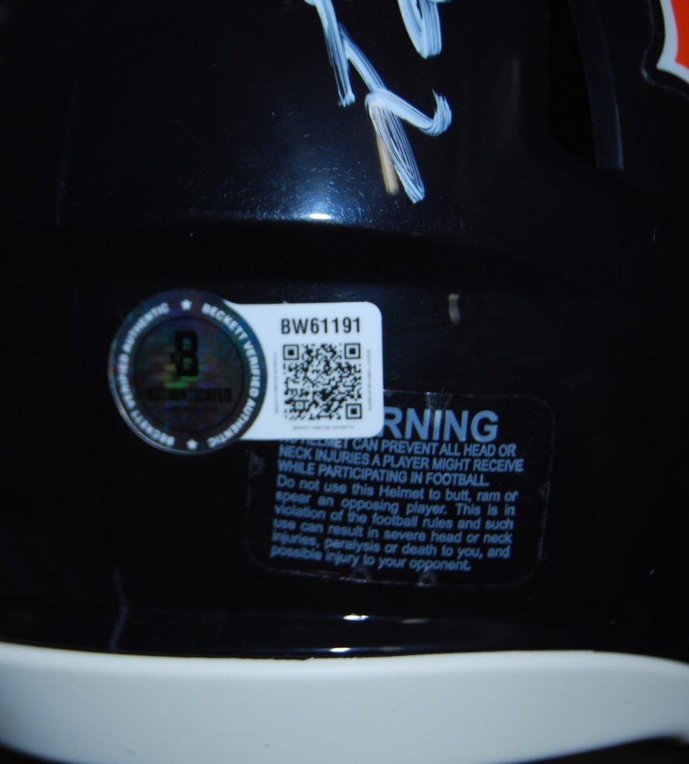 LESLIE FRAZIER signed (CHICAGO BEARS) mini football helmet BECKETT BAS BW61191
