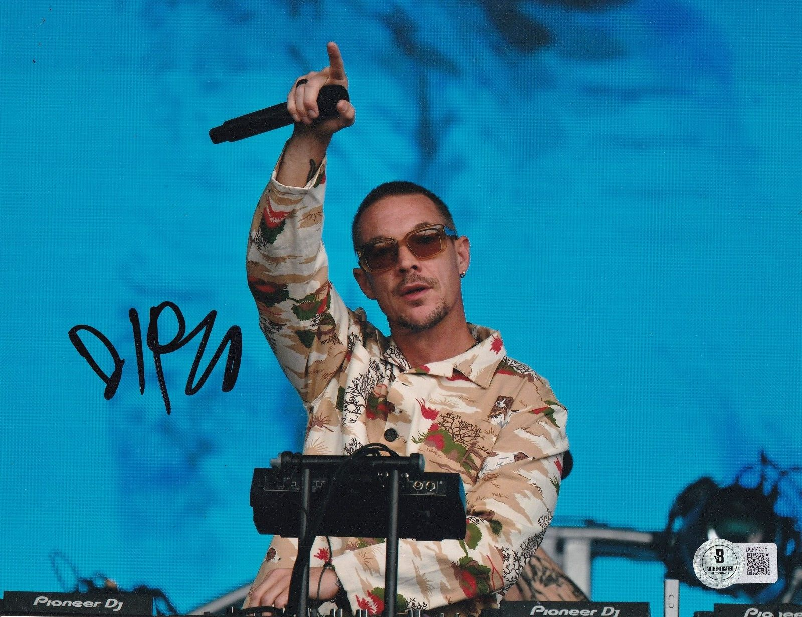DIPLO signed (MUSIC DJ) Hearltess EDM 8x10 photo BECKETT BAS BQ44375
