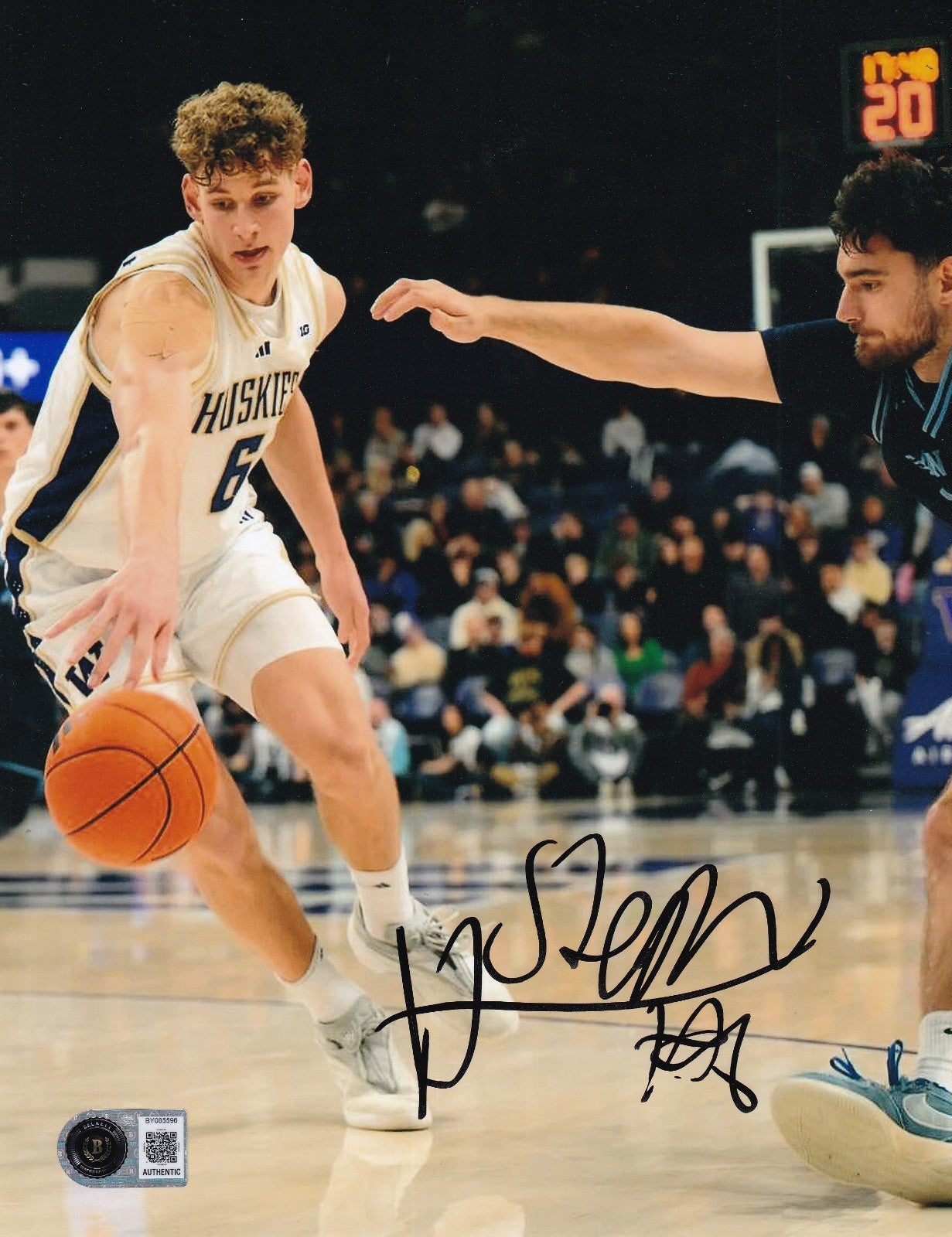 HANNES STEINBACH signed (WASHINGTON HUSKIES) basketball 8X10 BECKETT BY085596