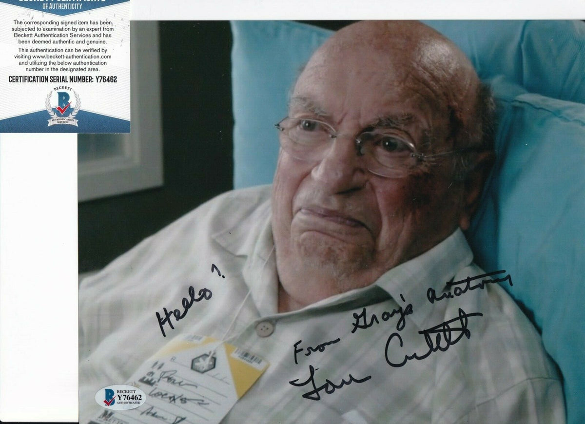 LOU CUTELL signed (GRAY'S ANATOMY) autographed 8X10 photo BECKETT BAS Y76462
