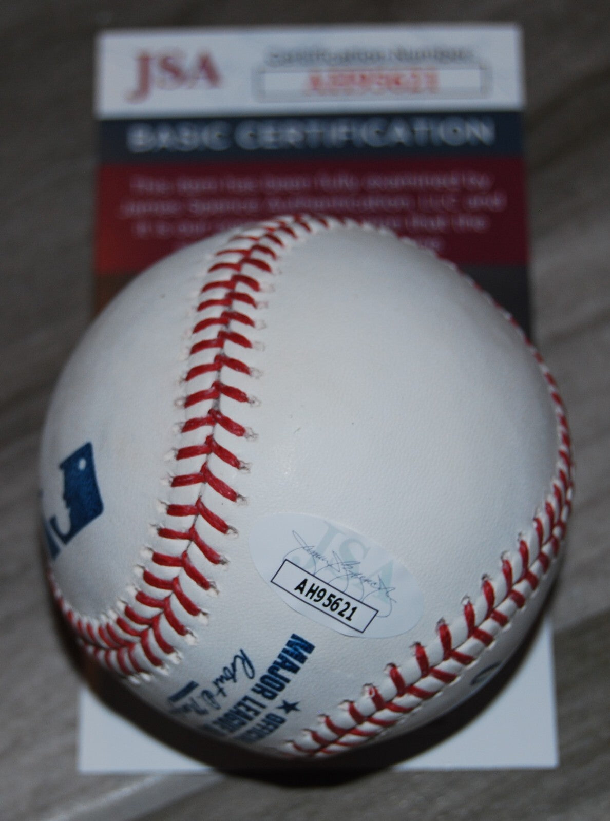 VICTOR ROBLES signed (WASHINGTON NATIONALS) OML baseball JSA Authentic AH95621