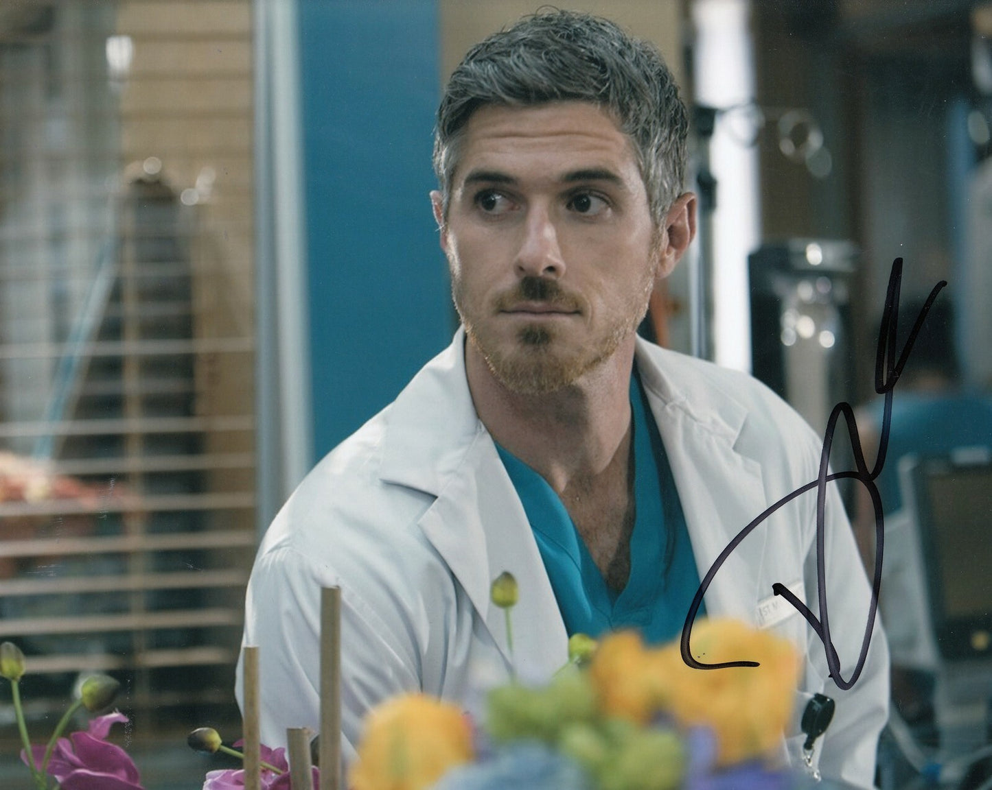 DAVE ANNABLE signed (RED BAND SOCIETY) Tv Show 8X10 photo *Dr Jack* W/COA #4